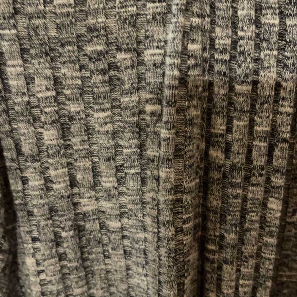 Cardigan - Picture 3 of 4